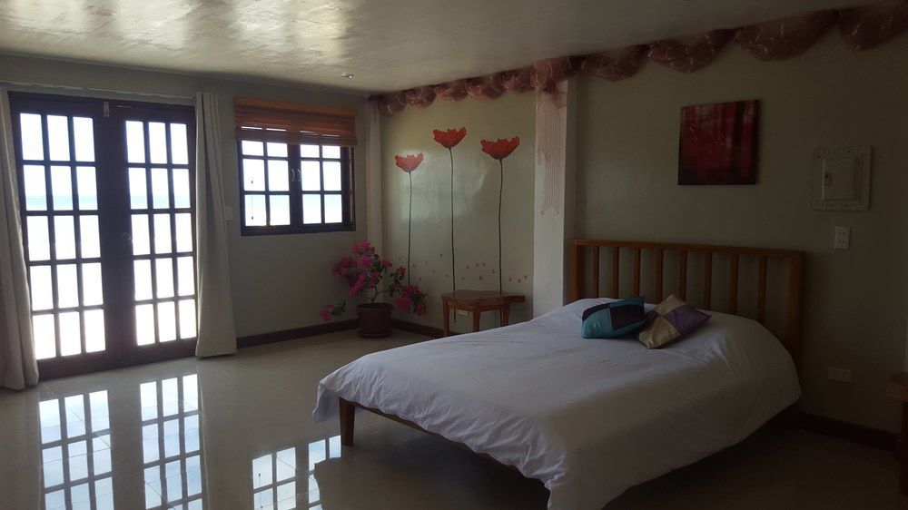 Lanas Beach Resort Romblon Island Exterior photo
